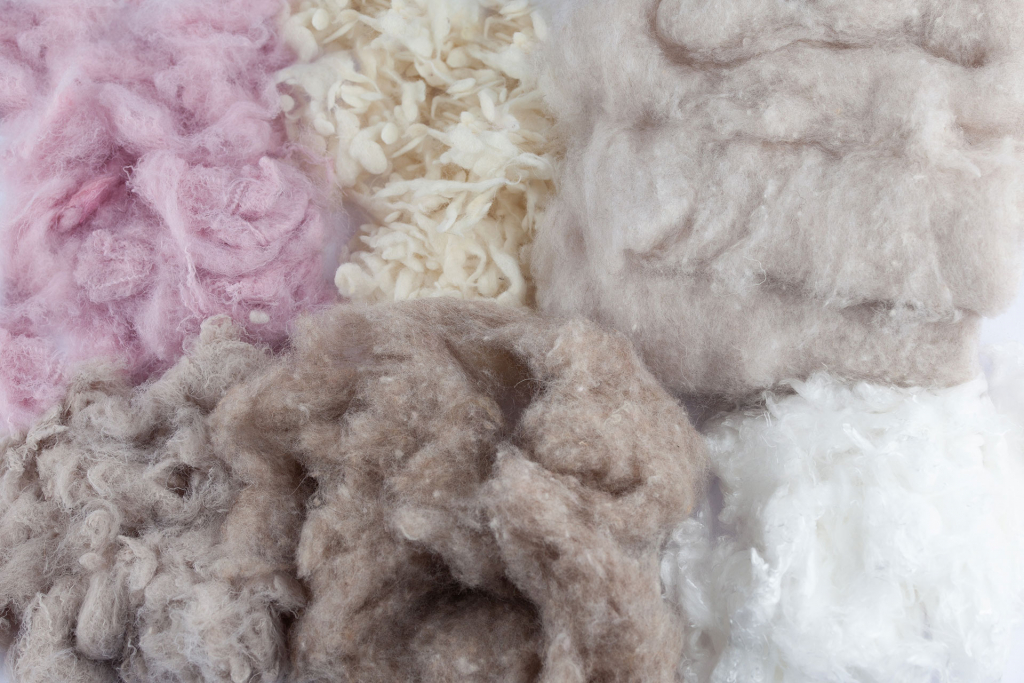 How is a recycled wool fabric made? - Manteco