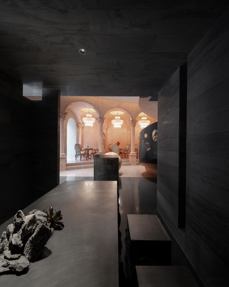 La Moitié, Chine, One Fine Day Studio & Partners, Cheng, Officine Universelle Buly, Japon