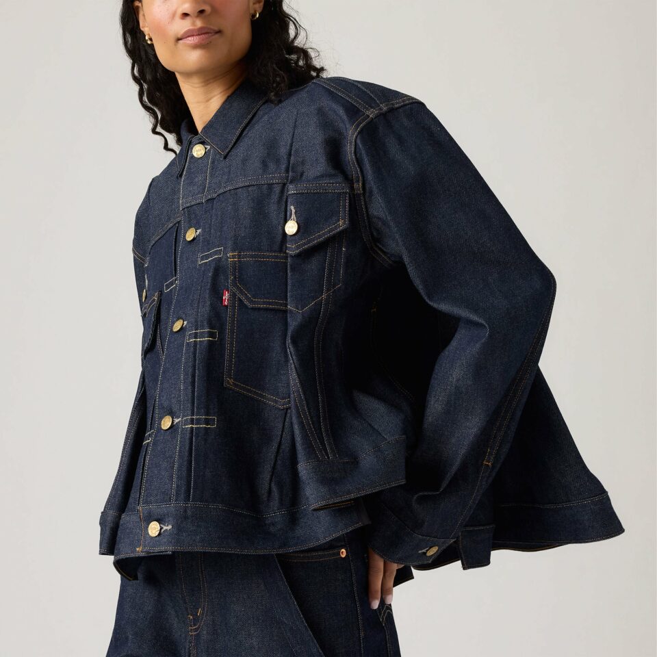 levis-sacai